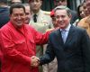 Uribe and Chavez in better times at a regional meeting 