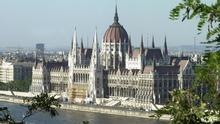 Parlament in Budapest (Fopto: AP Photo/Bela Szandelszky)