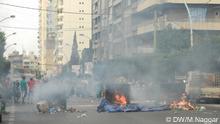 Burning trash cans in a western part of Beirut. 
(copyright: DW/Mona Naggar)
