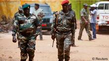Militares nas ruas de Bissau logo após o golpe de Estado bem sucedido de 12.04.2012