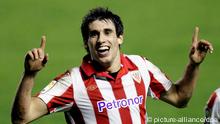 Athletic Bilbaos Javi Martinez jubelt am 18.12.2010 über ein Tor gegen Levante. 