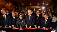 Erdogan inaugura la nueva embajada turca en Berlín.
